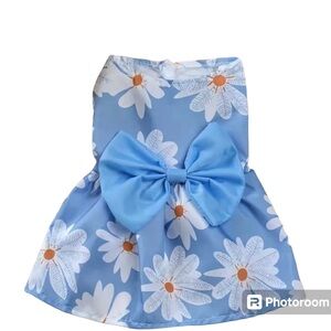 COPY - NEW Small Dogs Blue Daisies summer Dress with Bow Lightweight and fun, Lg